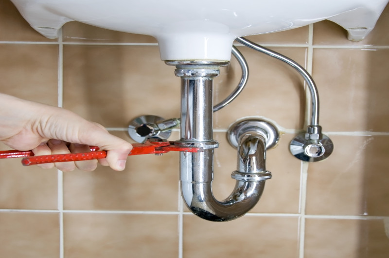 Sink Leaking Shepherds Bush